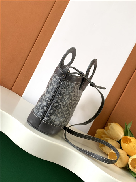 Goyard Beluga Mini Bag 67300 Grey-2.jpg