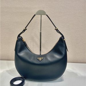 Arque Large Leather Shoulder Bag 1BC212 Black-1.jpg