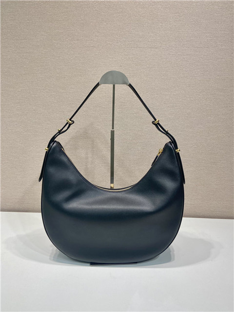Arque Large Leather Shoulder Bag 1BC212 Black-6.jpg