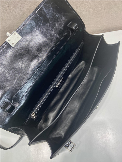 Medium Leather Handbag 1BN026 Black-10.jpg
