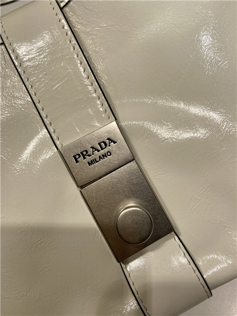Medium Leather Tote Bag 1BG563 White-8.jpg
