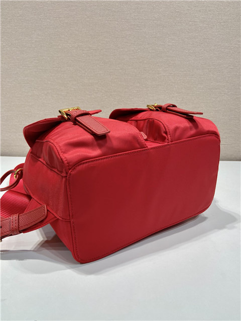 Prada Re-Edition 1978 Small Re-Nylon Backpack 1BZ677 Red-6.jpg
