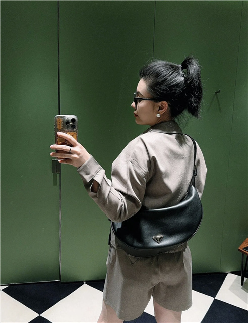 Prada Demi-Lune Large Leather Shoulder Bag 1BC255 Black-11.jpg
