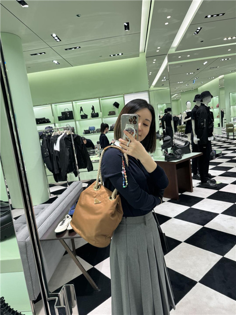 Prada Mariner Re-Nylon Small Bucket Bag 1BE082 Brandy-12.jpg
