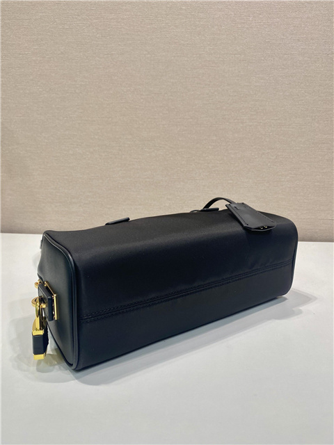 Re-Nylon Medium Top-handle Bag 1BB127 Black-6.jpg