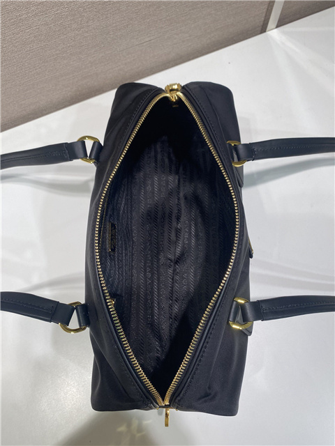 Re-Nylon Medium Top-handle Bag 1BB127 Black-8.jpg