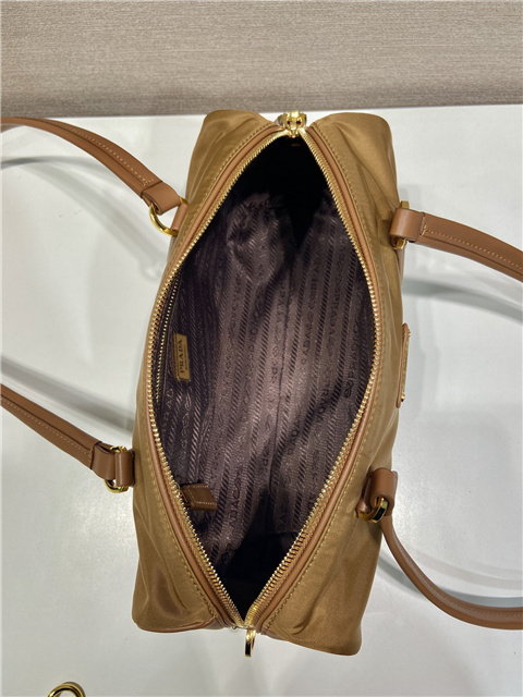 Re-Nylon Medium Top-handle Bag 1BB127 Brandy-10.jpg