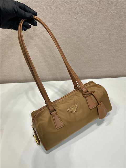 Re-Nylon Medium Top-handle Bag 1BB127 Brandy-4.jpg
