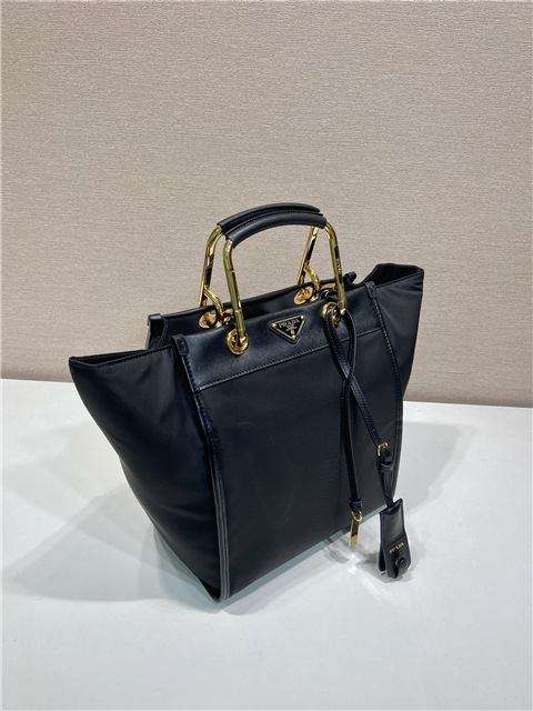 Re-Nylon Medium Tote Bag 1BG578 Black-3.jpg