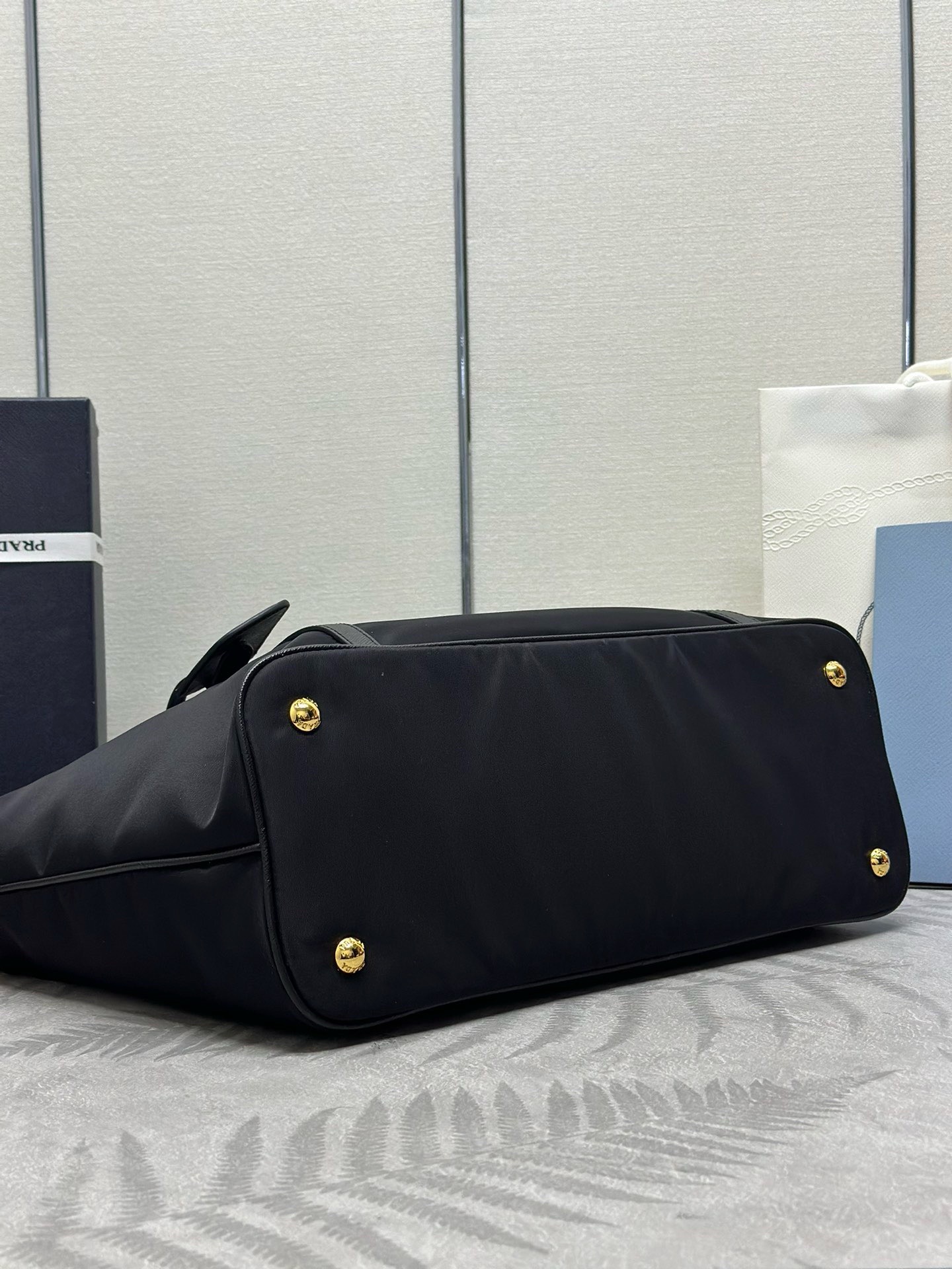 Prada Black Tessuto Nylon and Saffiano Leather Tote Bag BR4253 - Image 5