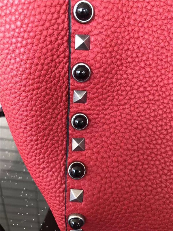 Valentino Rockstud Rolling Red with Black stones