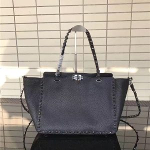 Valentino Rockstud Rolling Black with Black stones
