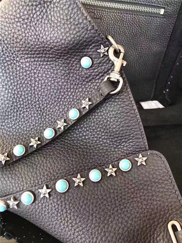 Valentino Rockstud Rolling Black with turquoise stone