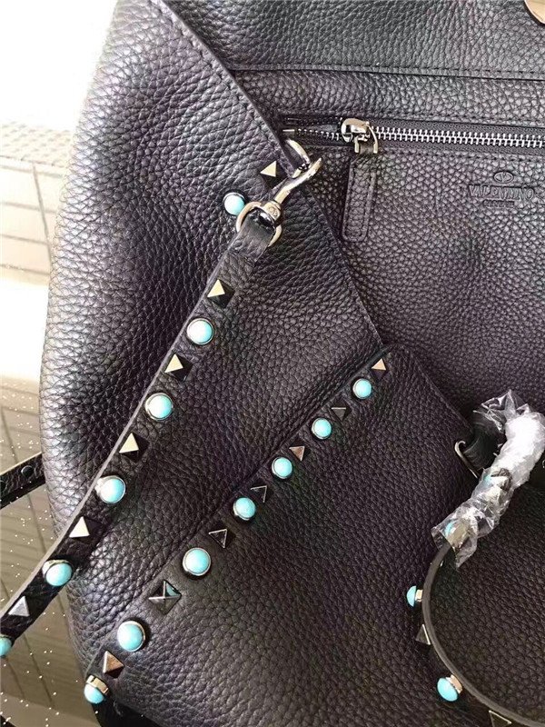 Valentino Rockstud Rolling Black with turquoise stone