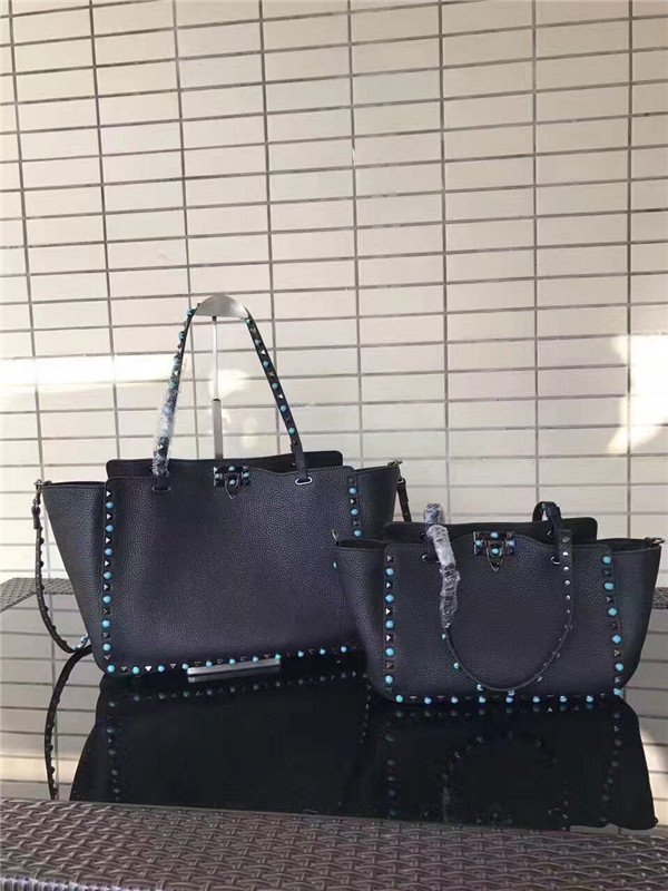 Valentino Rockstud Rolling Black with turquoise stone