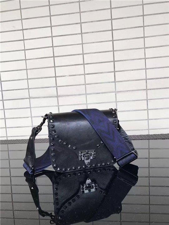 Valentino Guitar Rockstud Rolling (Varied Colors)