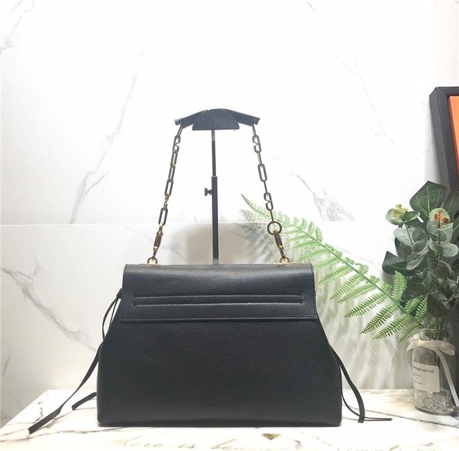 Valentino Medium Vring Chain Bag (Varied Colors) - Image 4