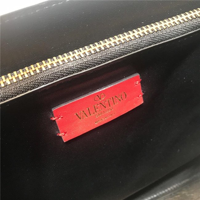 Valentino Medium Vring Chain Bag (Varied Colors) - Image 18