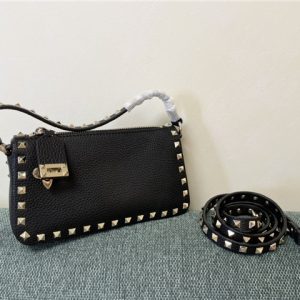 Small Rockstud Crossbody Bag 85500 Black-1.jpg