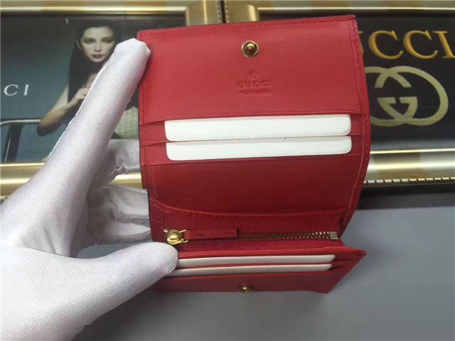 Gucci GG Supreme Card Case With Cherries