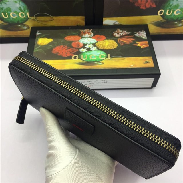 Gucci Leather Zip Around Wallet With Web