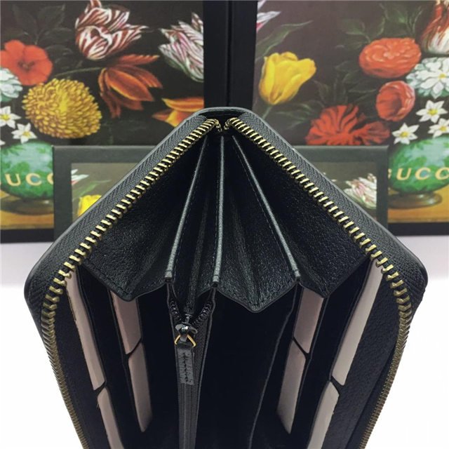 Gucci Leather Zip Around Wallet With Web