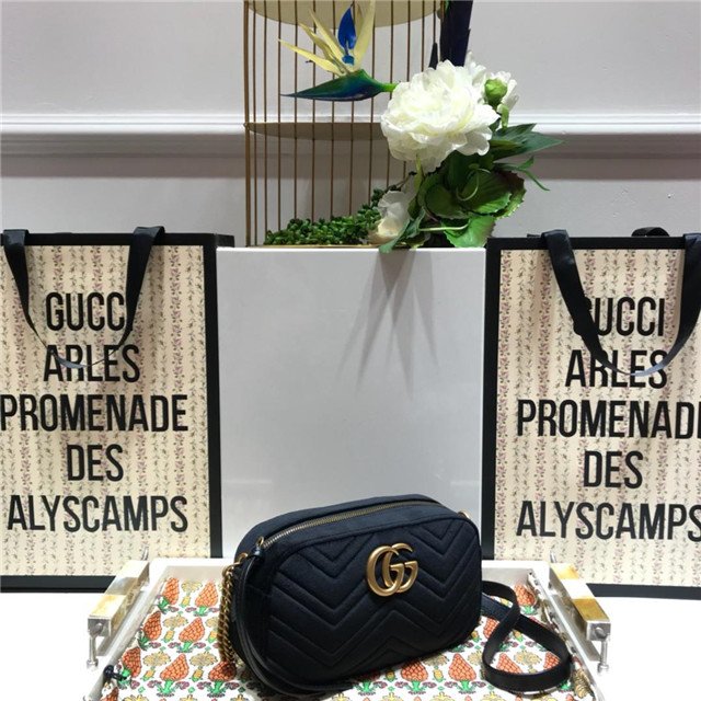 Gucci GG Marmont Matelasse Medium Shoulder Velvet Bag (Varied Colors) - Image 2