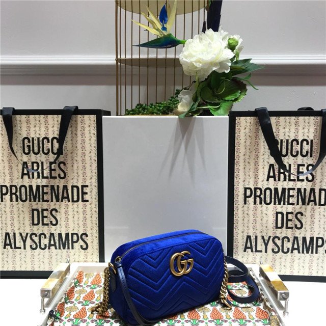 Gucci GG Marmont Matelasse Medium Shoulder Velvet Bag (Varied Colors) - Image 12