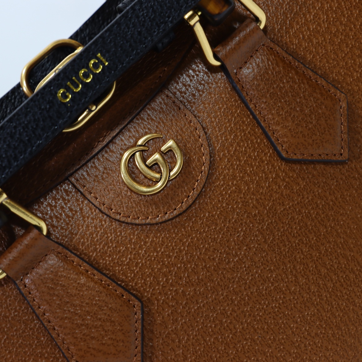 Gucci Diana Small Tote Bag (Brown) - Image 3
