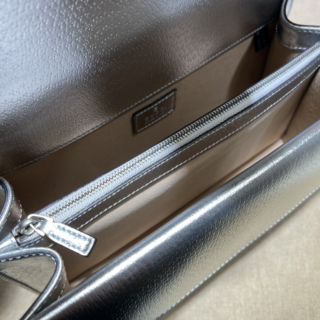 Gucci Dionysus GG Supreme Shoulder Bag Silver Leather - Image 7