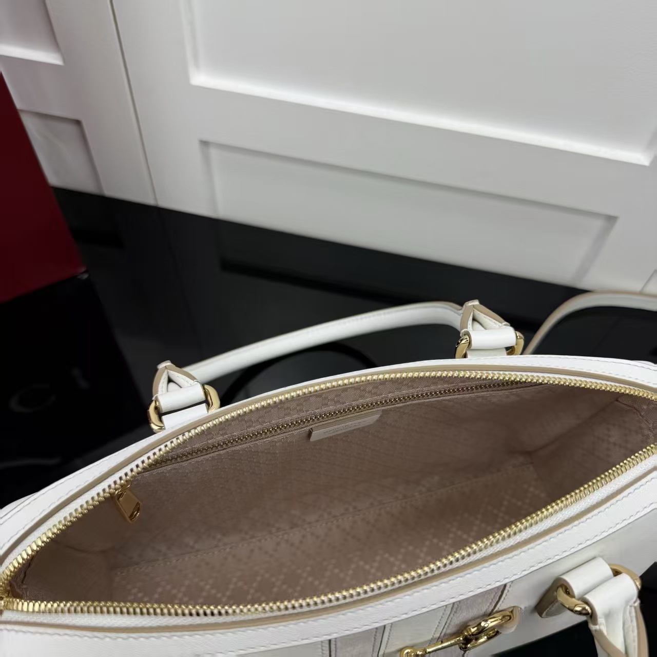Gucci Borsetto Medium Boston Bag - Image 8